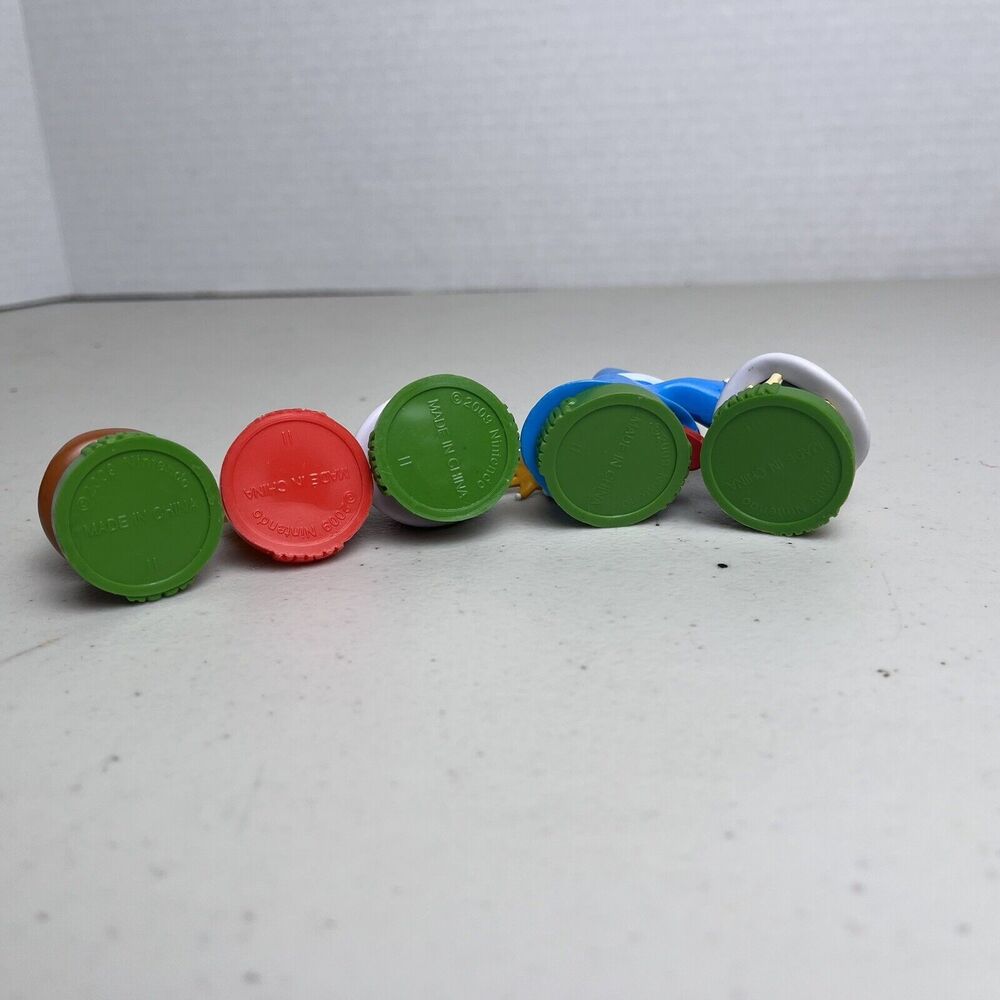 Nintendo Super Mario Bros Chess Set Replacement Piece Koopa Goomba Cake Toppers - Picture 6 of 14